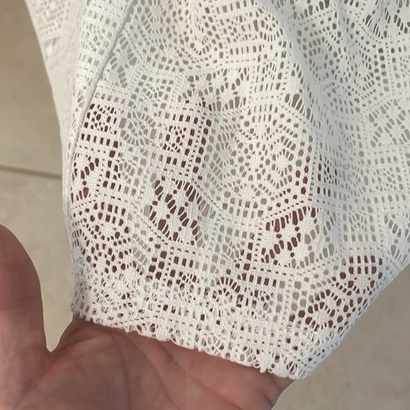 Anthropologie Akemi + Kin Crochet Lace Top/ Cover-up in Cream Size M/L - Picture 4 of 6